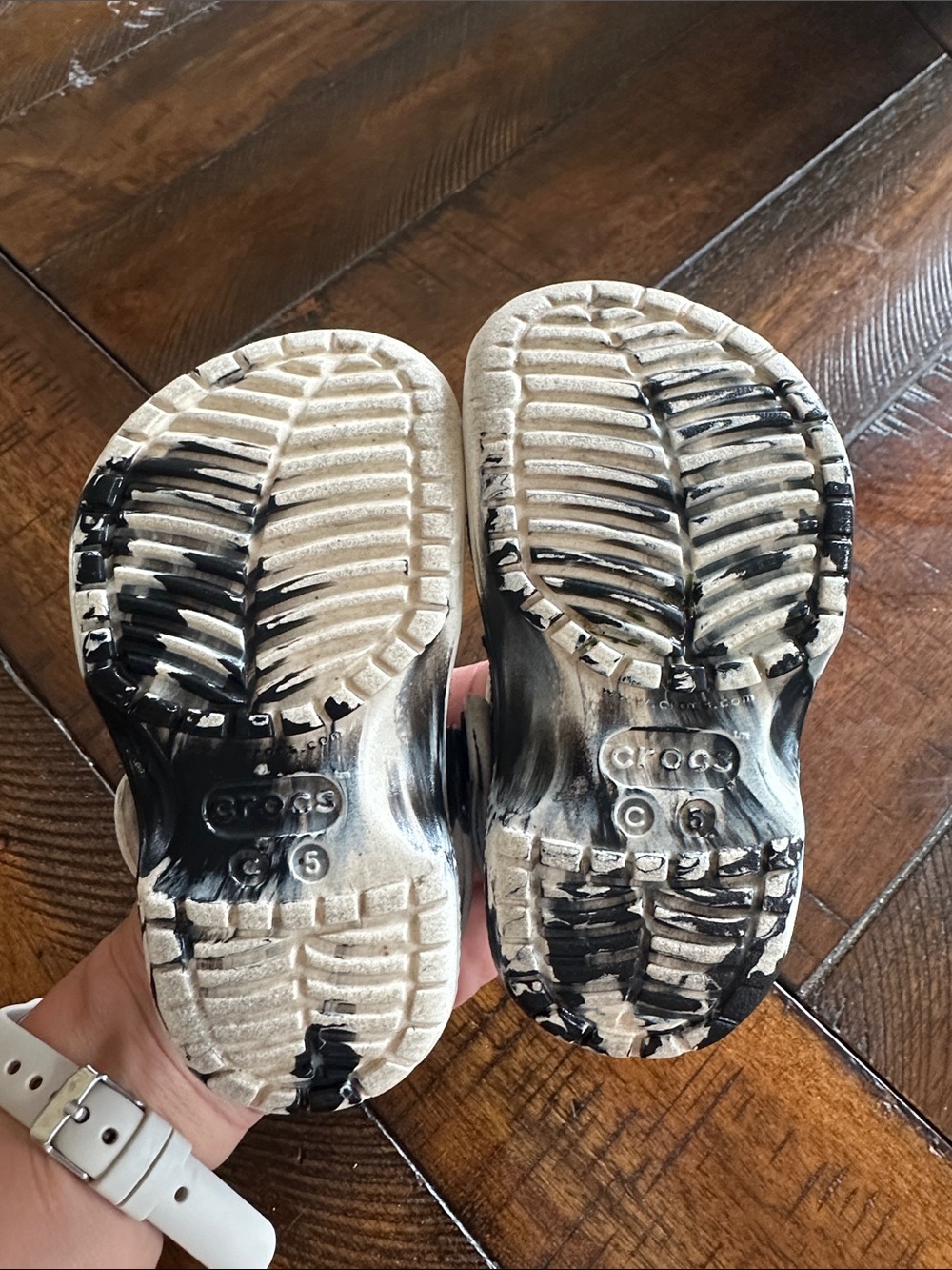 4 Pairs of Kids Summer Shoes ☀️🩴 - Picture 3 of 9